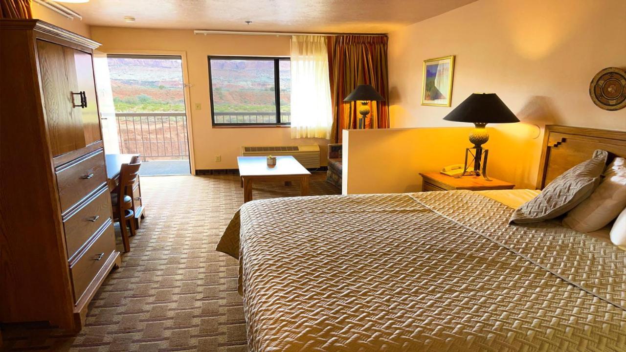 The Noor Hotel Тори Екстериор снимка